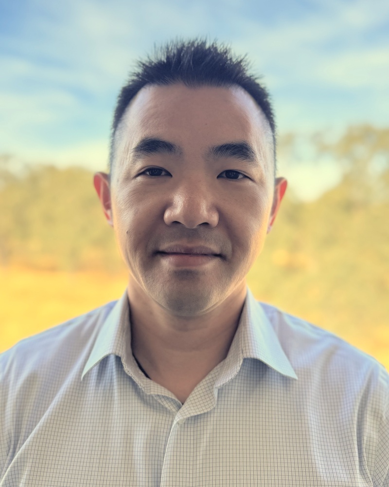 Khinh Hoang, Certified Public Accountant